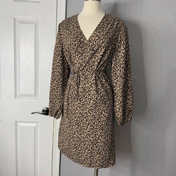 Pieces Tall Wrap Mini Dress in Leopard Print, 16, 130545719 - Picture 1 of 9